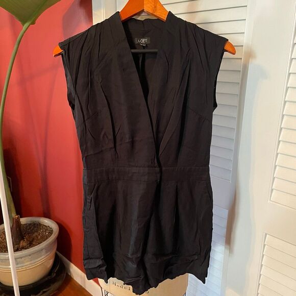 LOFT | black shiny shorts romper 2P - Picture 1 of 12